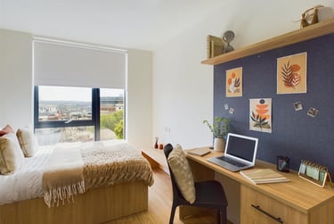 1 bed studio, Merrion Street, City Centre, Leeds, LS28JG - Image 1